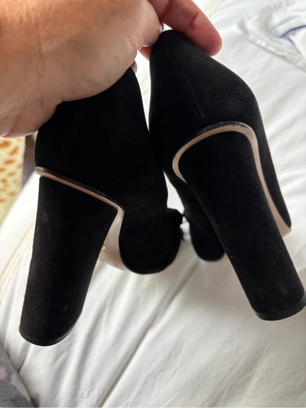 Gucci Authentic Black Suede Block Heel Loafers with Gold GG Accent - Picture 7 of 7